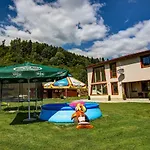 Vendégház Relax