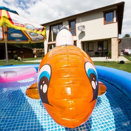 Penzión pre hostí Lenka 3*